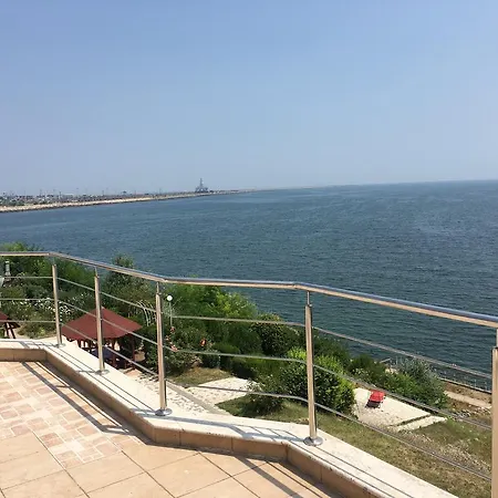 Будинок відпочинку Vila Vacanta *